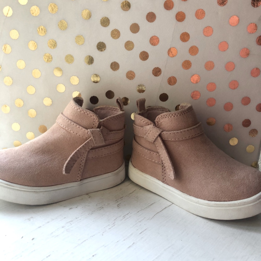 Kids Dr. Scholl’s faux suede sneakers